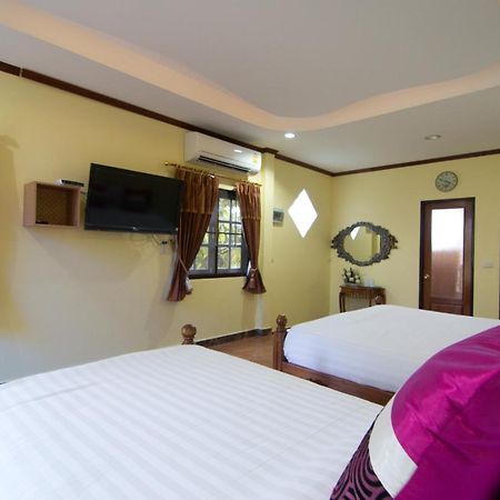 Bueng Bua Thong Resort Ban Huai Yai Exteriér fotografie
